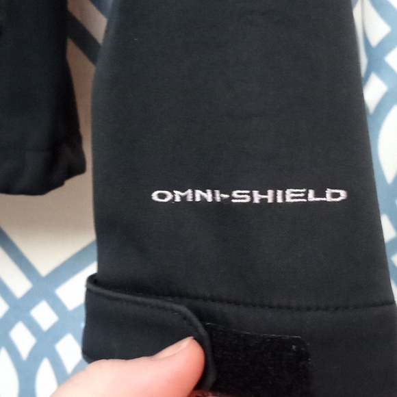 Columbia Black Jacket - Picture 2 of 6